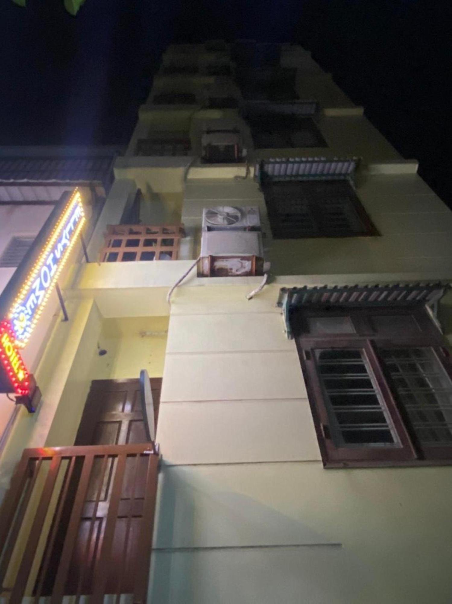 Oyo 1168 Elly'S Home 2 Da Nang Exterior foto